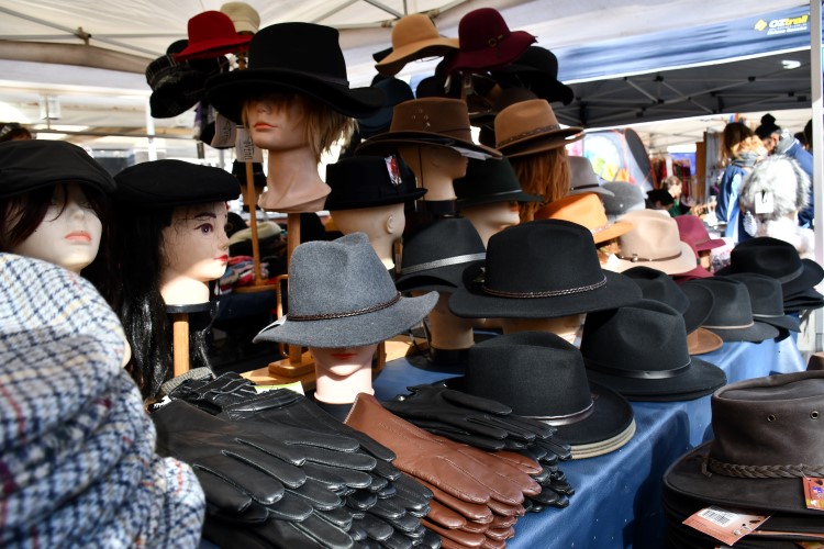 Far A Head  Salamanca Market